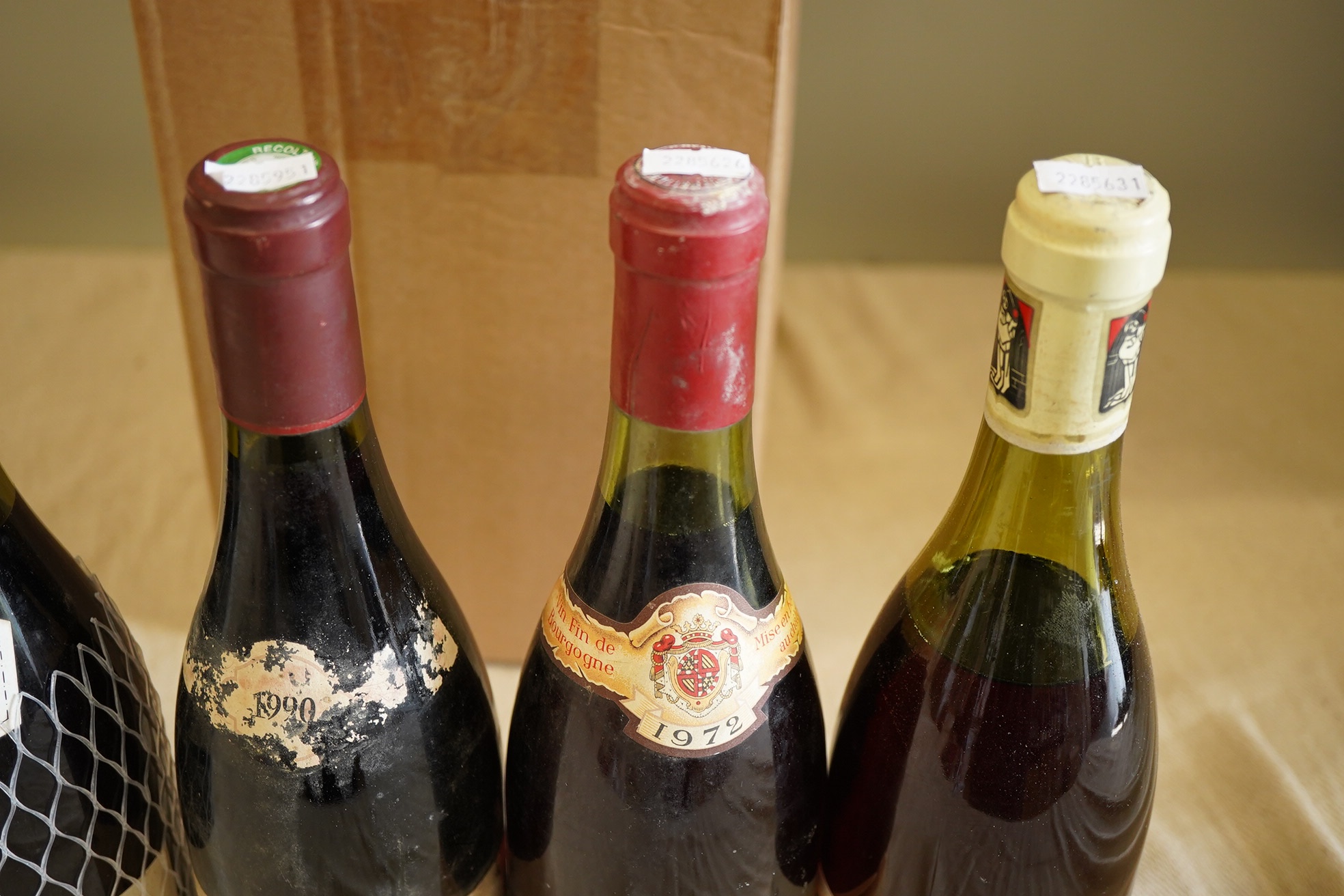 A mixed parcel of Burgundy red wine